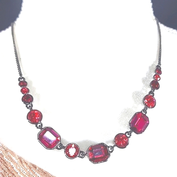 Givenchy Red Ruby Stones Tone Necklace. - Picture 2 of 11